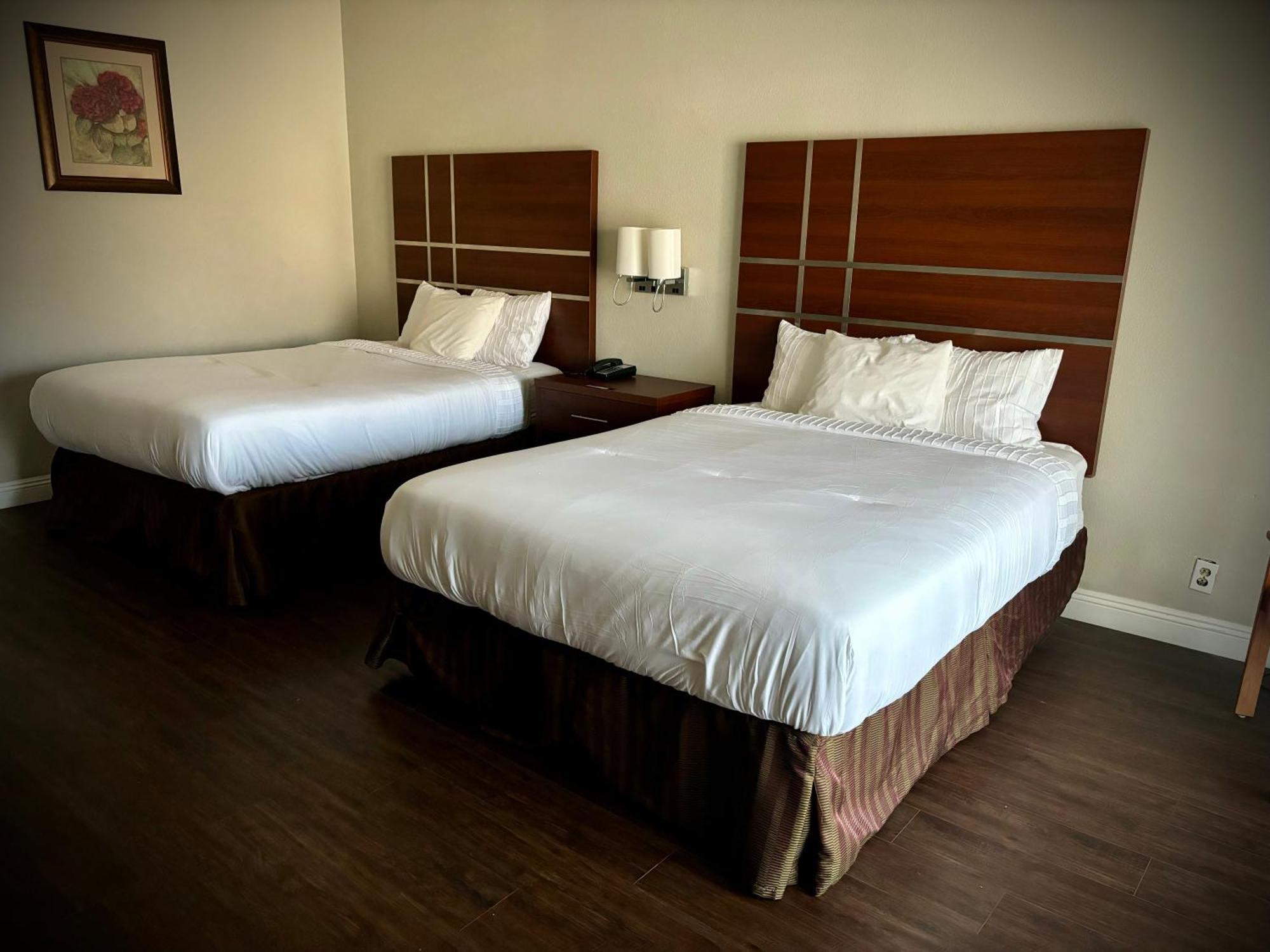 ת'רי ריברס Western Holiday Lodge מראה חיצוני תמונה